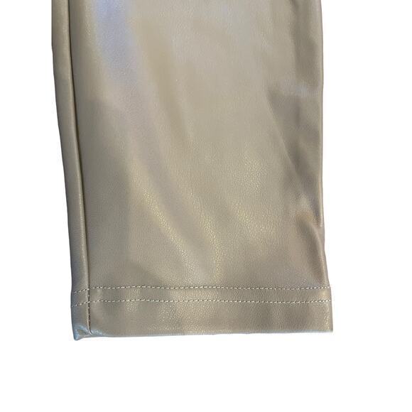 NWT Fabletics Vegan Leather Pull on Leggings in Willow‎ Bark Medium - Picture 9 of 15